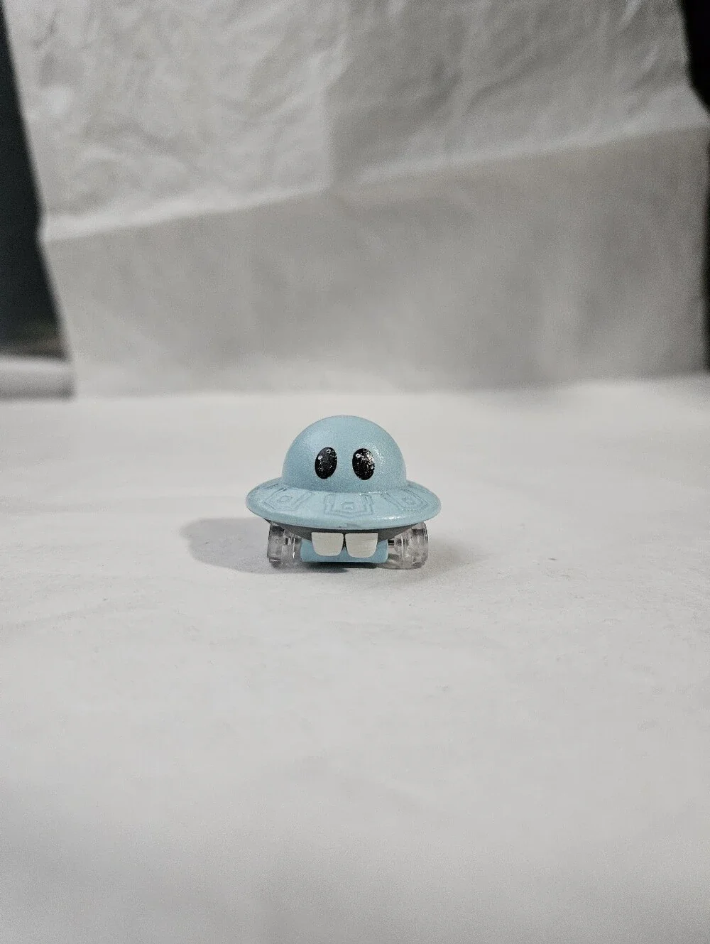 Disney Pixar Cars Mator UFO mini racer